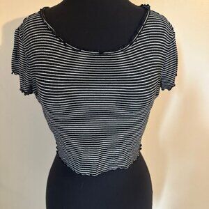 Double Zero Black & White Stripe Crop Top  8643